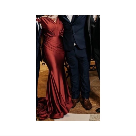 Jessica Angel 325 dress, size 10, burgundy - Picture 1 of 4